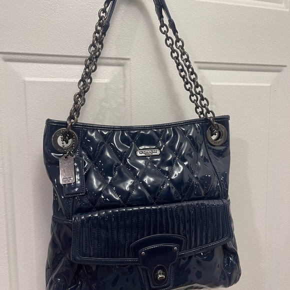 Coach Navy Blue poppy liquid glass, quilted shoulder bag - Picture 5 of 13